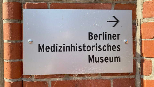 Wegweiser "Berliner Medizinhistorisches Museum"