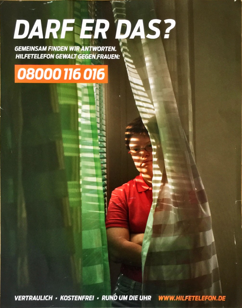 Plakat Hilfetelefon Gewalt gegen Frauen